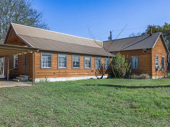 4th image of 809 Main St