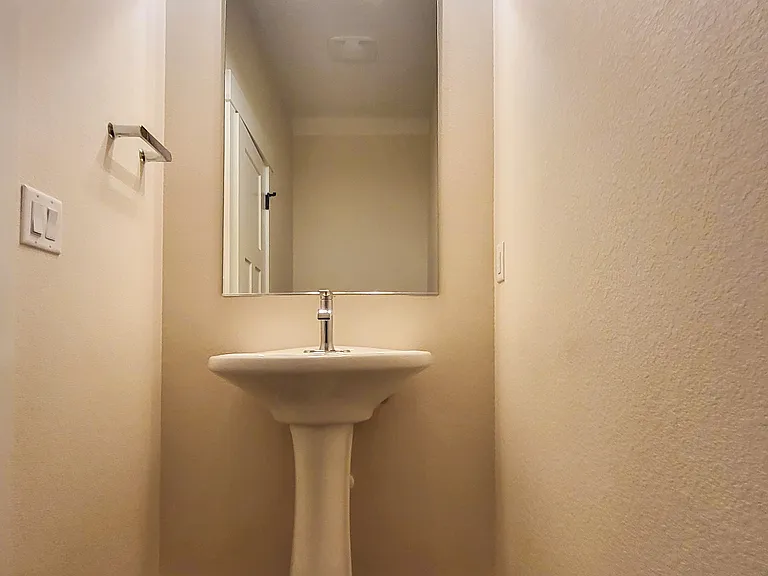 669 Boone Rd SE #669 — Photo 3