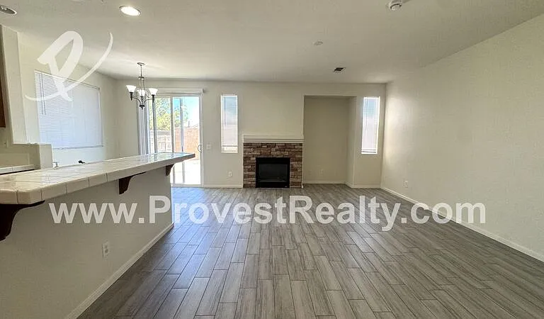 14193 Blackstone St — Photo 6