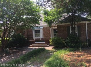 2801 Dartmouth Dr, Fayetteville, NC 28304