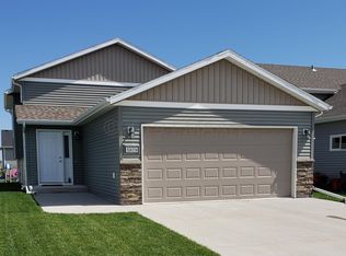 5879 58th Ave S, Fargo, ND