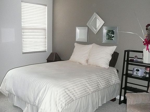 4th image of 10408 Grassyrock Ct