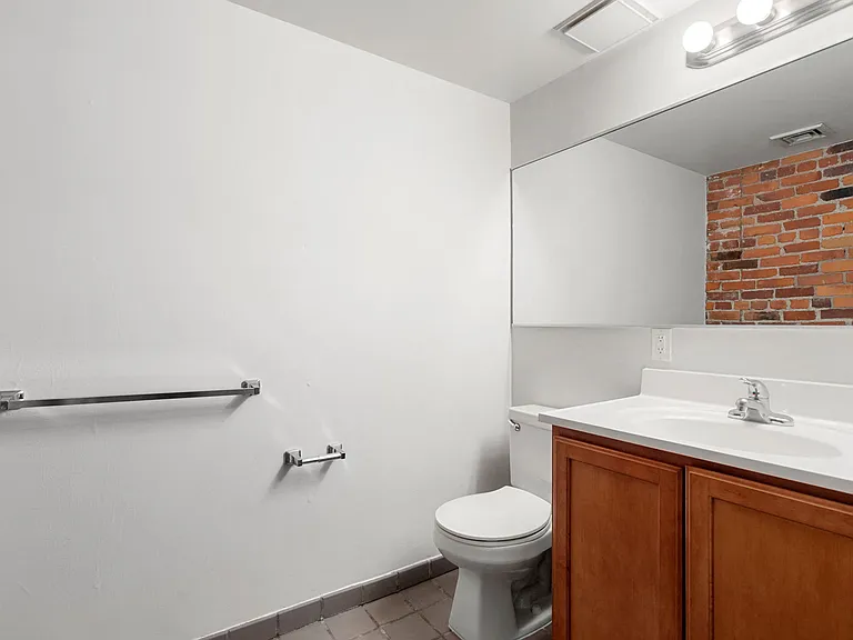 71 Fulkerson St — Photo 41
