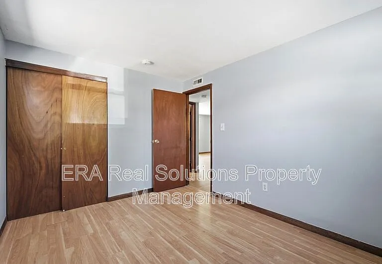 881 Kingsford Rd #A — Photo 5