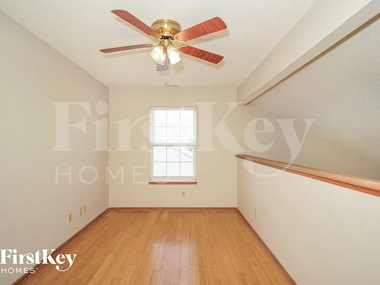 2891 Fieldstone Ct — Photo 10