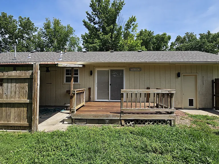 1101 NW Howard Ave — Photo 15