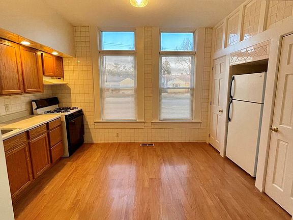 3rd image of 3119 Tytus Ave APT 2