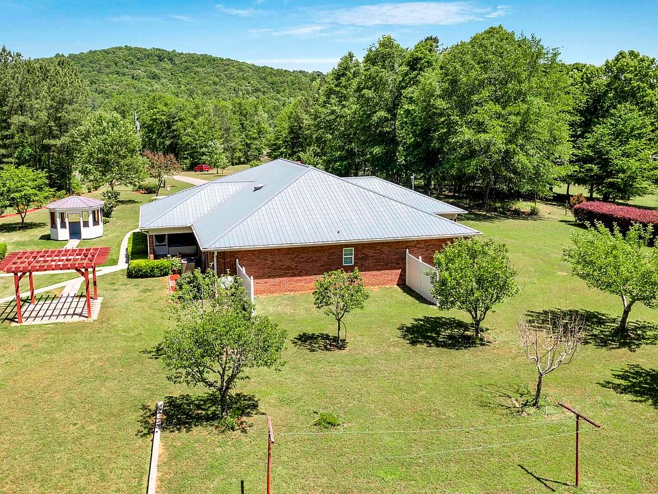 1st image of 466 Seven Springs Rd
