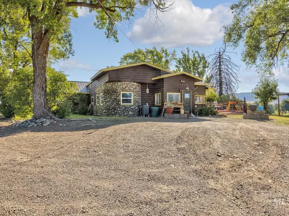 108 1/2 N Galena St, Council, ID 83612