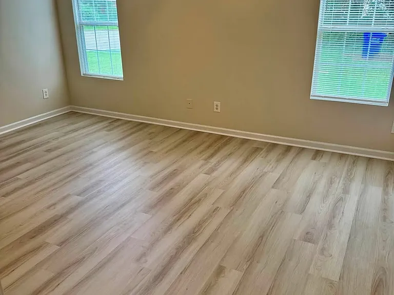 601 Windsor Dr — Photo 17