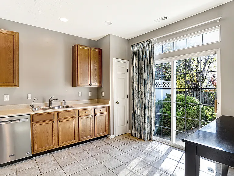 4059 Weston Pointe Dr — Photo 19