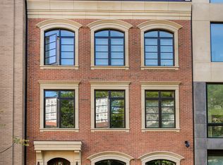 441 W Deming Pl, Chicago, IL 60614