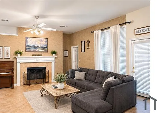 5601 Lawnsberry Dr — Photo 13