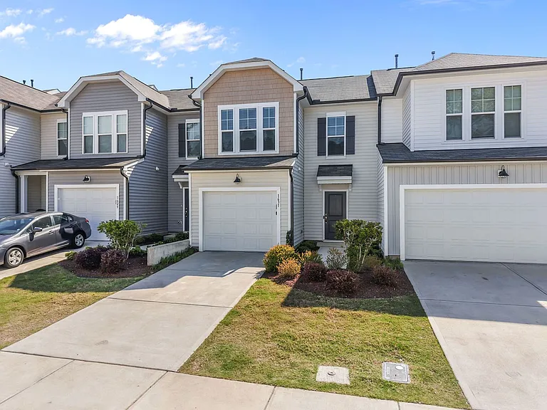 1631 Glacier Dr — Photo 4