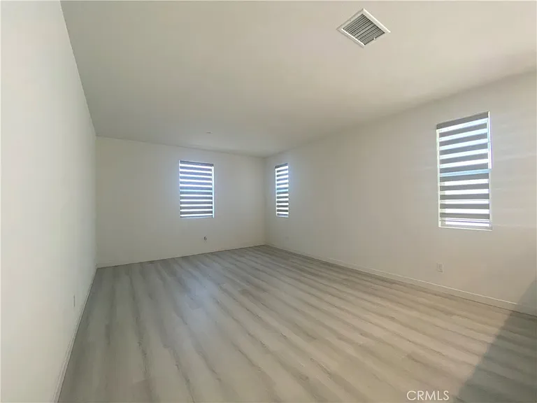 2932 E Silver Sky Dr — Photo 14