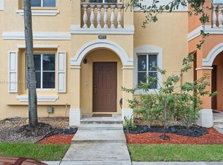 8975 SW 17th Ct, Miramar, FL 33025