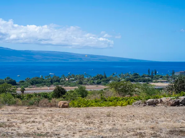 13 Mele Komo Pl #A, Lahaina, HI 96761