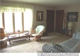 4th image of 2733 Park Dr