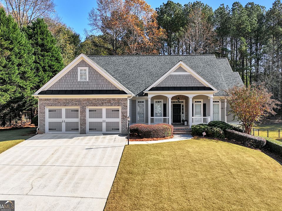1st image of 632 Richmond Pl