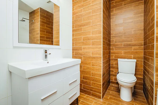 Rented by Nooklyn NYC LLC | media 56