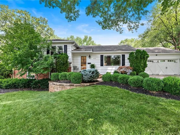 4210 W 99th St, Overland Park, KS 66207