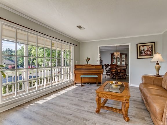 4th image of 4730 Heatherwood Dr