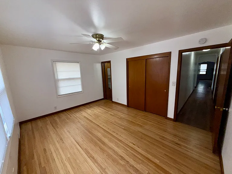 5109 S 83rd St — Photo 22