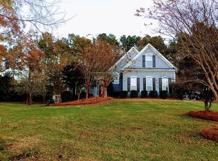 558 Oak Trl, Hampton, GA 30228