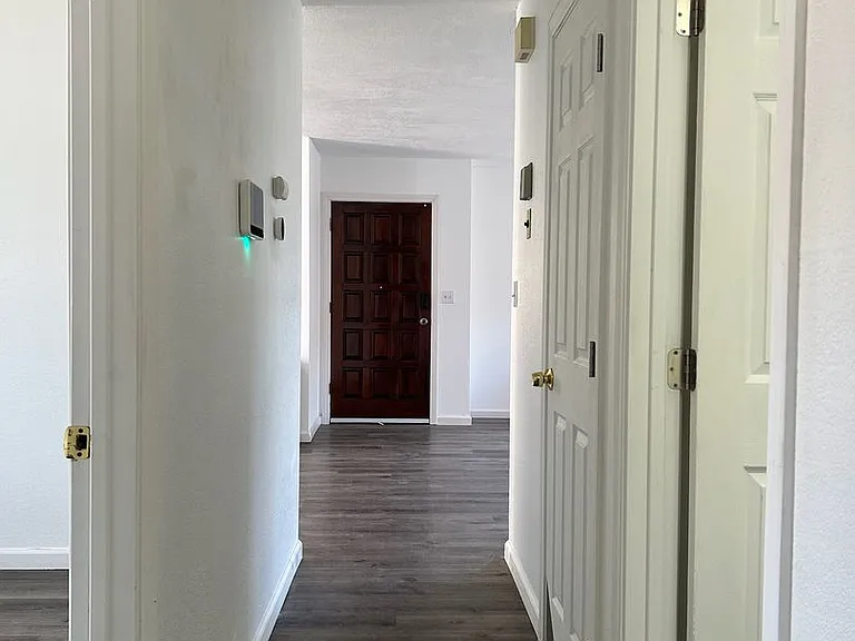 1127 N Mono Ct — Photo 8