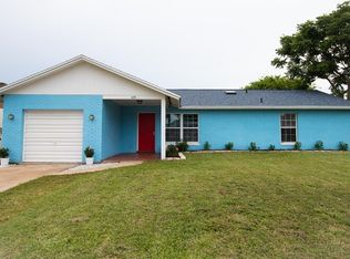 526 Dorset Cir, South Daytona, FL 32119