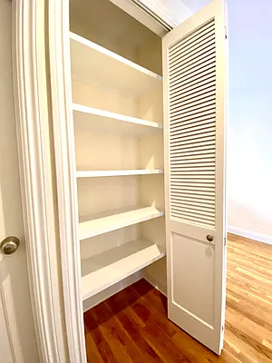 Rented by City & Suburban | media 7