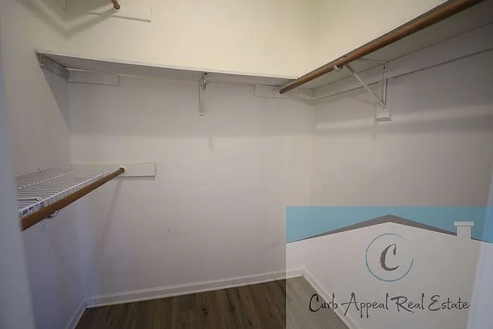 4004 Cobblestone Cir — Photo 13