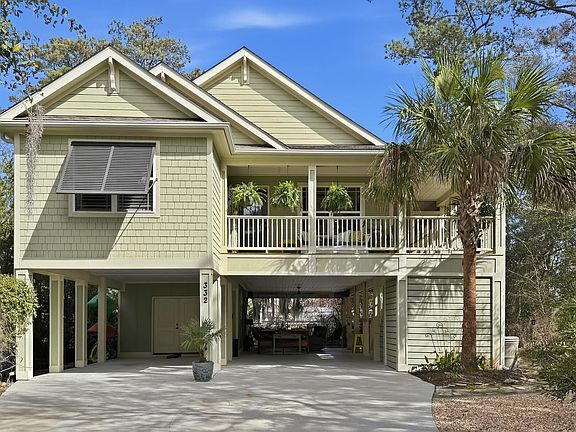 2nd image of 332 NE 40th Street