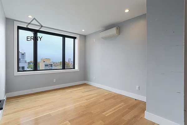 Rented by ERNY LLC | media 34