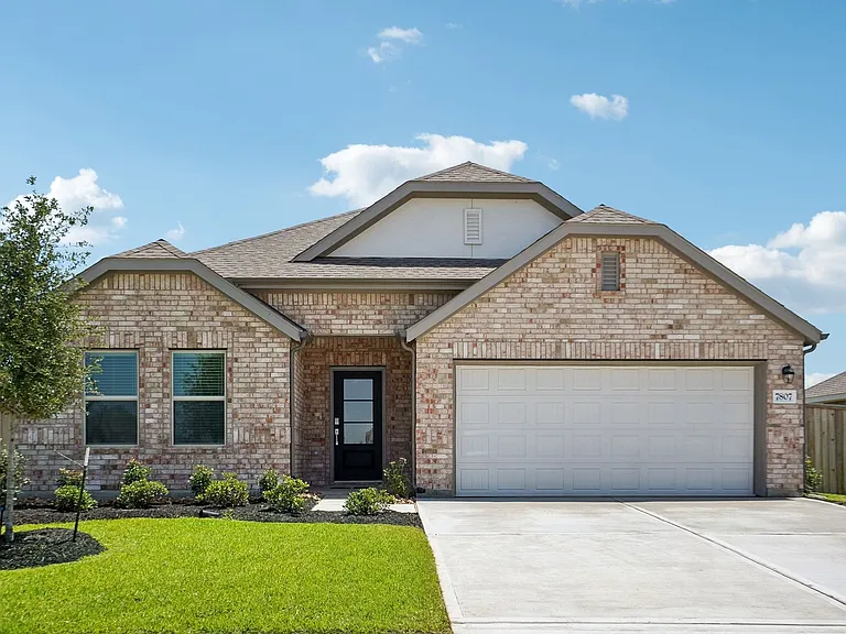 7807 Eagle Creek Ln — Photo 2
