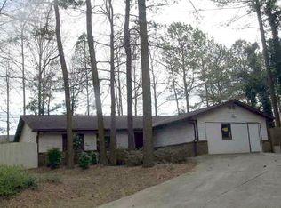 280 Crabtree Dr, Roswell, GA 30076