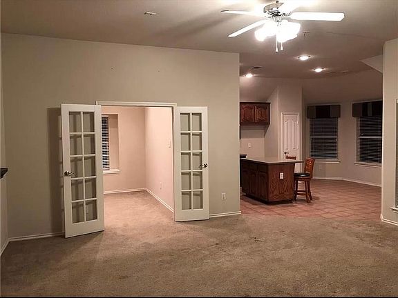 4th image of 5852 Ivy Glen Dr