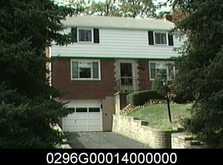 2507 Holly Dr, Pittsburgh, PA