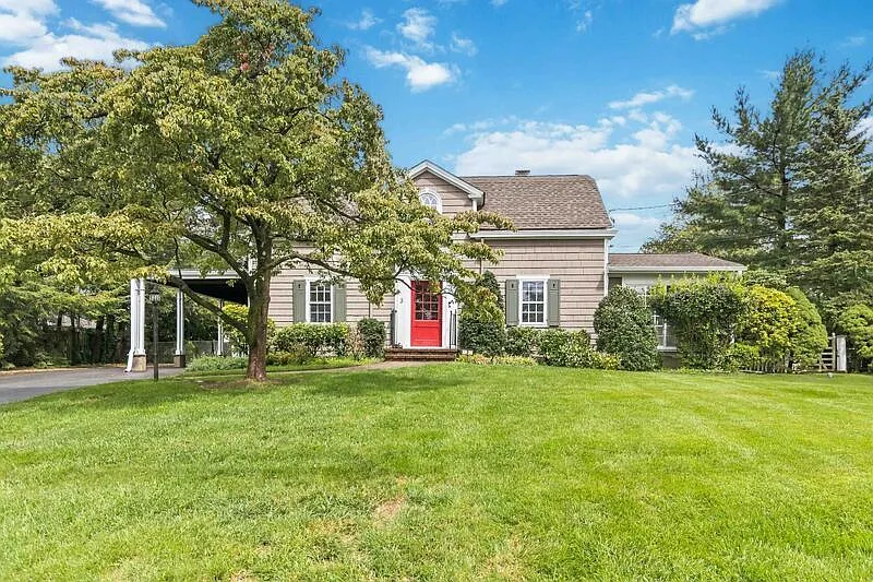 4 bed, 4.0 bath, $5,250 — Photo 2