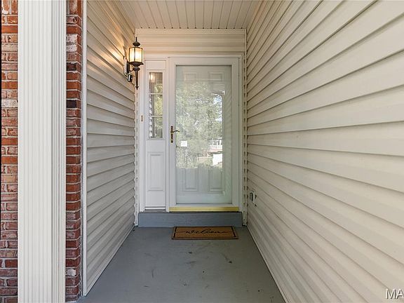 4th image of 10140 Shapfield Ln