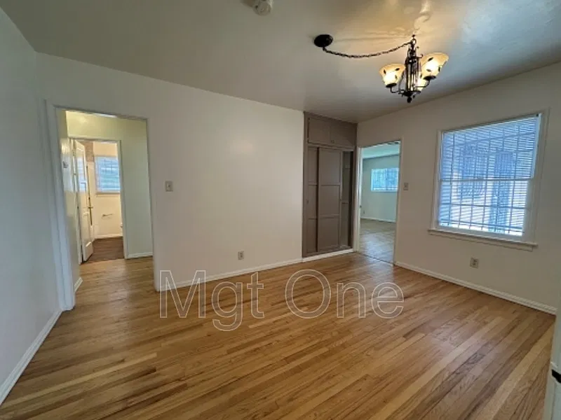 3 bed, 2.0 bath, 1338 sqft, $2,850 — Photo 4