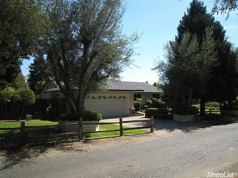 1st image of 1620 Gorman Dr