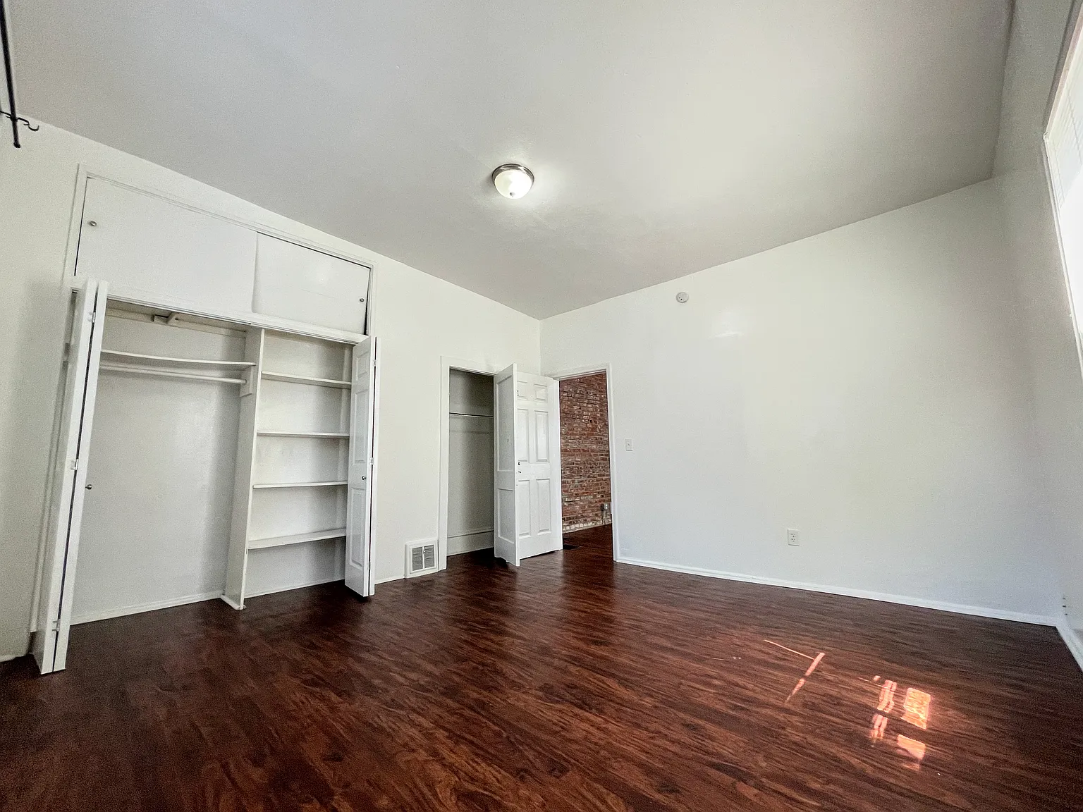 1 bed, 850 sqft, $950 — Photo 2