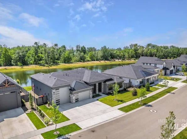 124 S Eagles Roost Way, Eagle, ID 83616