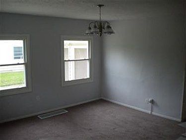 5th image of 187 Kempton Dr