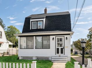25 Jersey Ave, Suffern, NY 10901