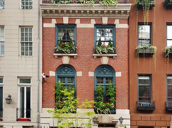 163 E 64th St, New York, NY 10065