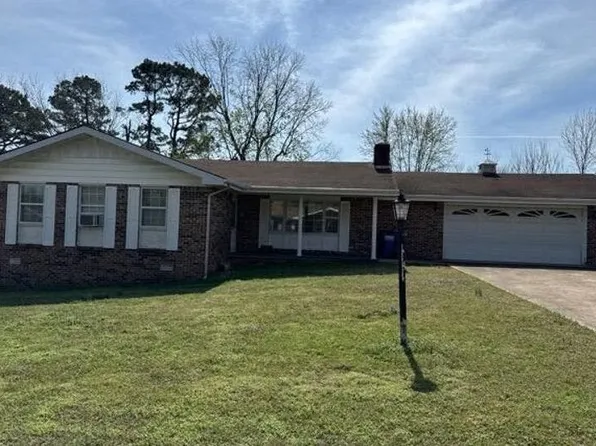 1008 Cedar St, Mountain Home, AR 72653