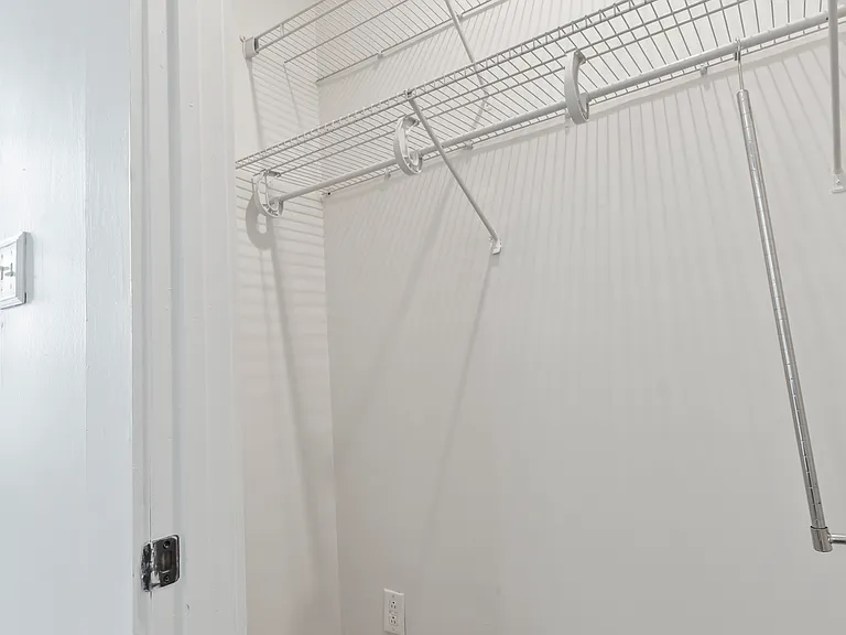 2217 Laurel St #4 — Photo 19