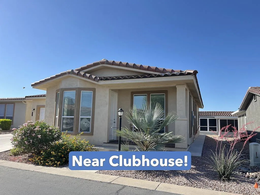 2 bed, 2.0 bath, 976 sqft, $1,470 — Photo 1